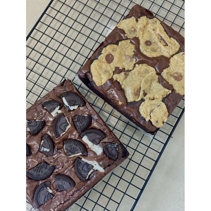 

Fudgy Brownies uk 20x20