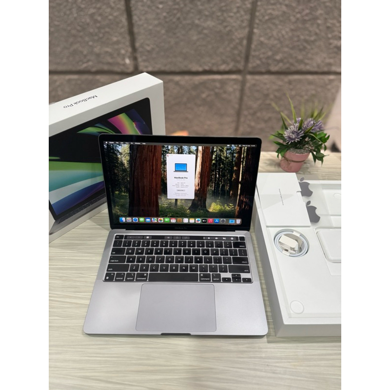 MacBook Pro M1 16/256Gb