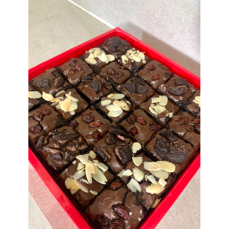 

brownies. fudgy browies. brownis coklat