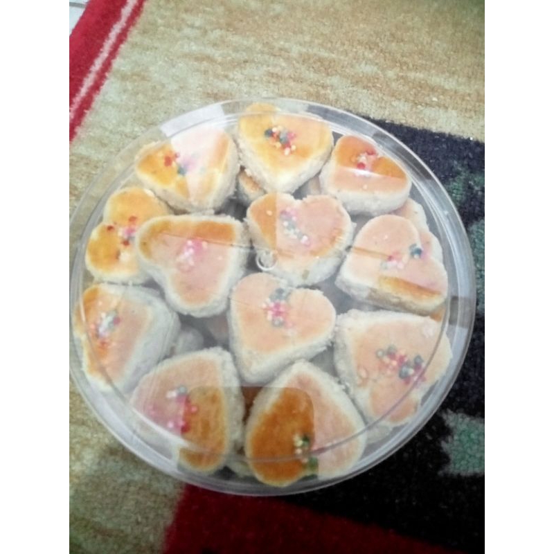 

Kue Kacang