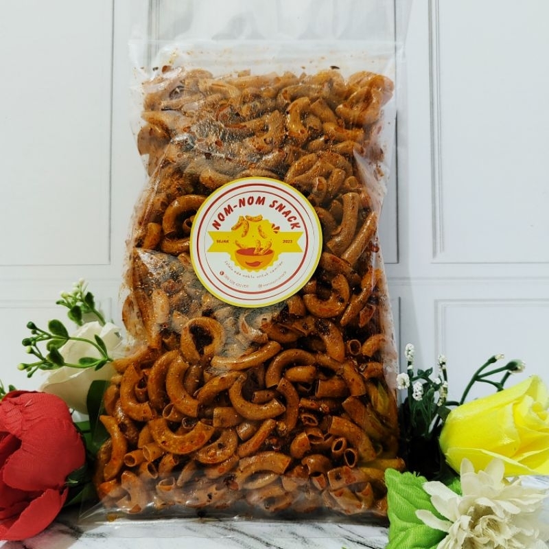 

Snack Serba 10.000/Makaroni Cikruh Pedas Daun Jeruk Chili Oil /Camilan Viral