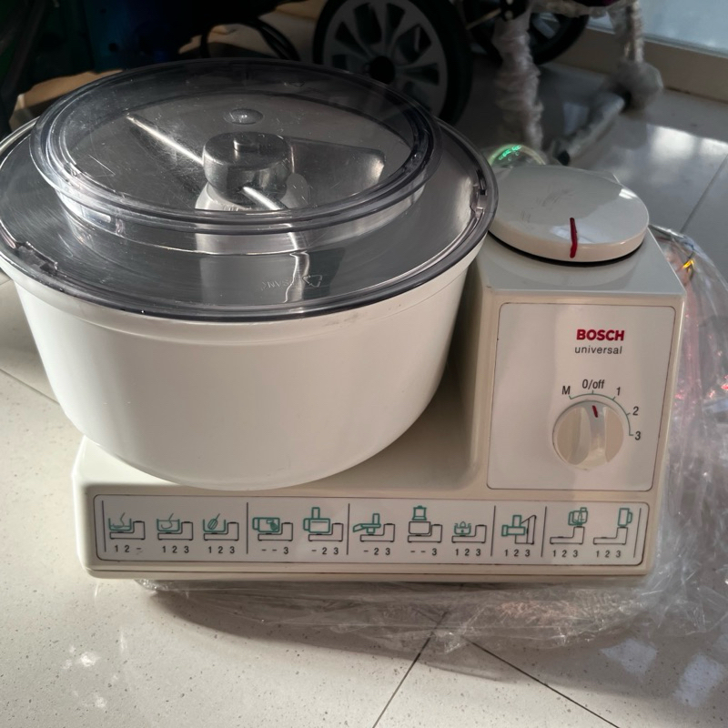 Mixer Roti Bosch UM60ST2