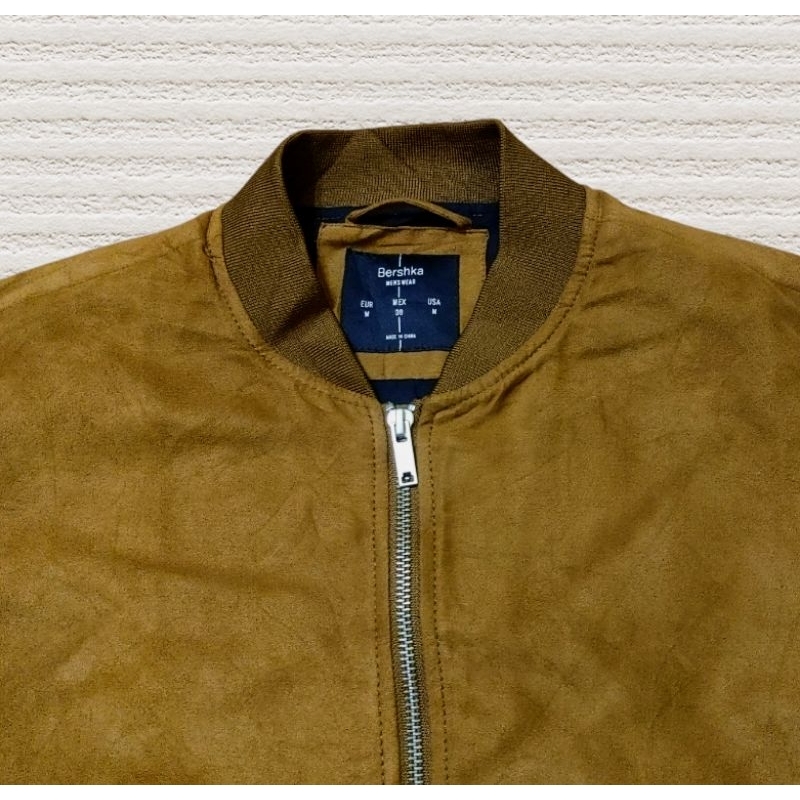 Jacket Bomber Bershka Suede