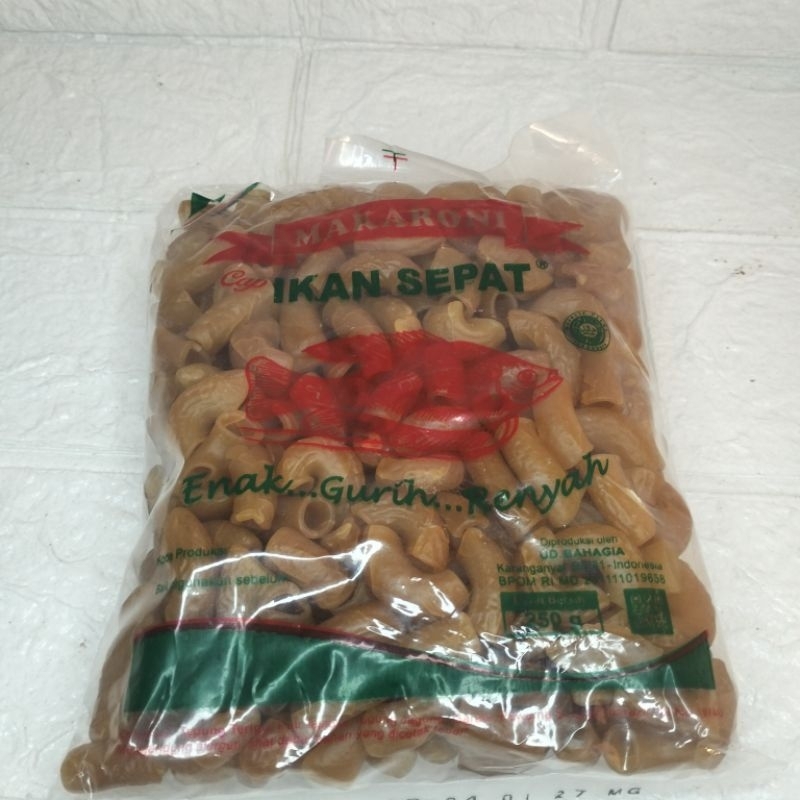 

makaroni ikan sepat kemasan 250 gram - kerupuk makaroni super - makaroni ngembang