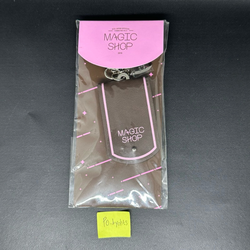 [READY SEALED] BTS V Taehyung Keyring Magic Shop 2019 Japan Official Fanmeeting Vol. 5 Official