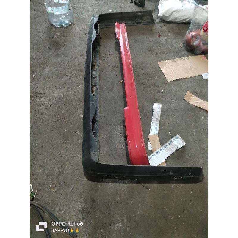 bemper copotan mobil Ford laser