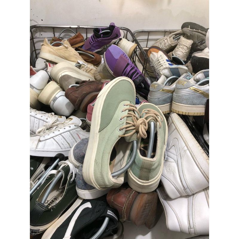 PAKET USAHA SEPATU SECOND MURAH BERKUALITAS