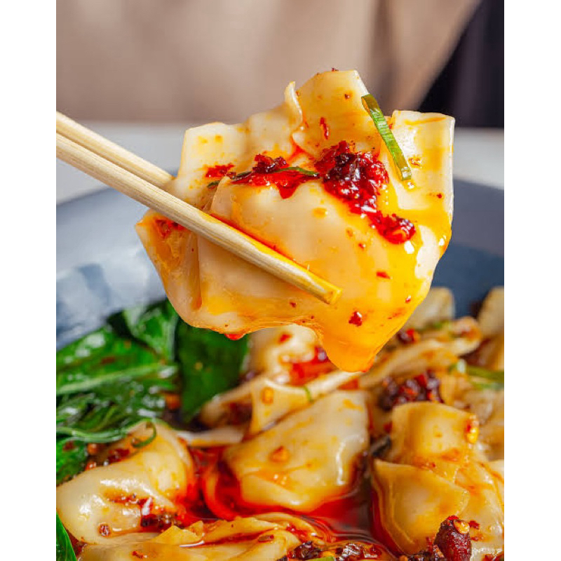 

wonton chillioil isian nya full daging