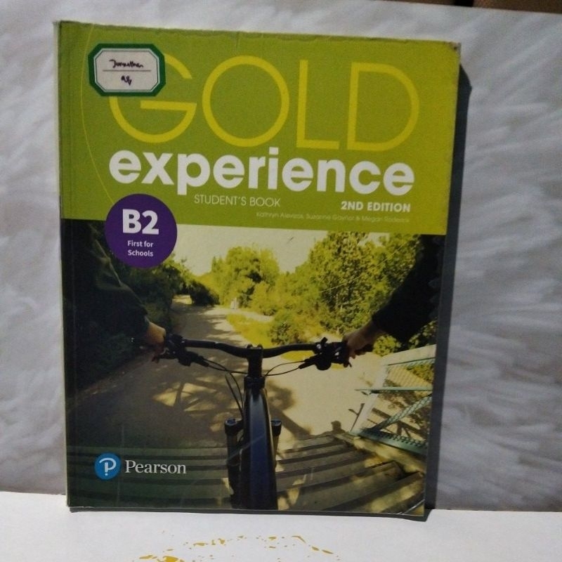 gold experience   B2. student book