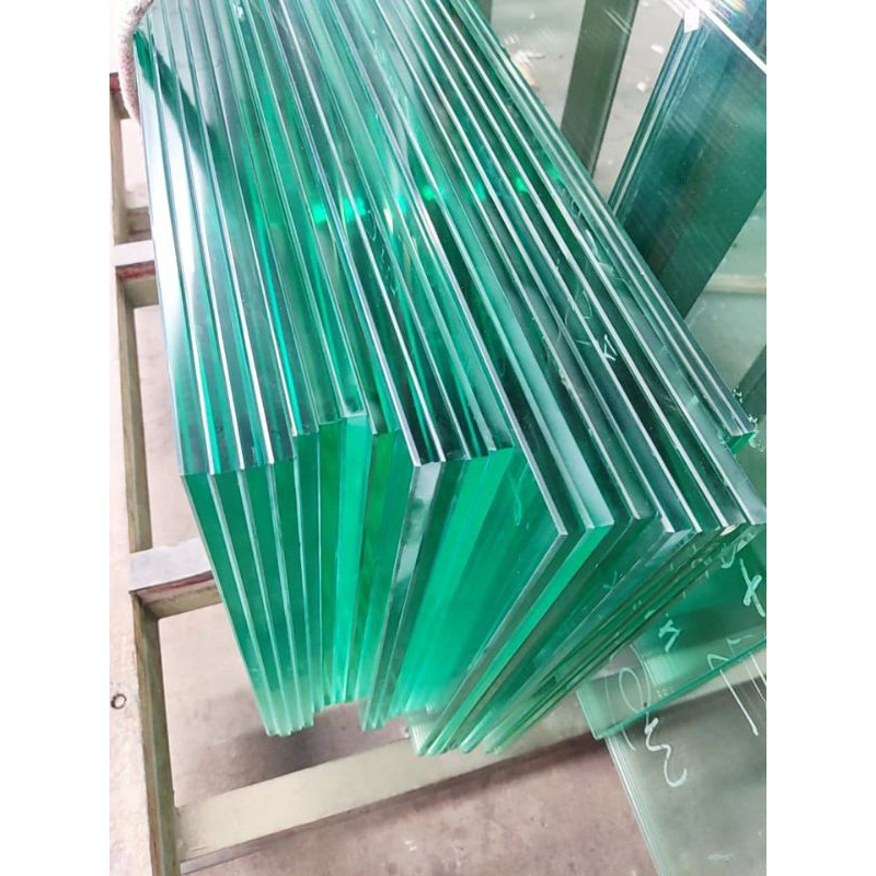 kaca 12mm tempered