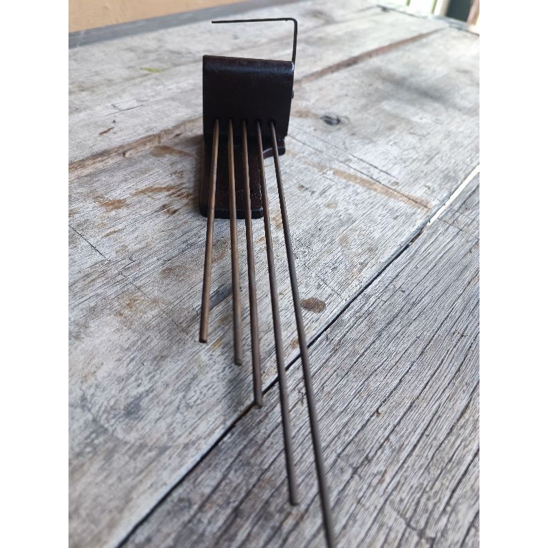 Jam Dinding Kuno ( Senar Jam Meja merk MAUTHE ) senar lidi 5 Kuningan