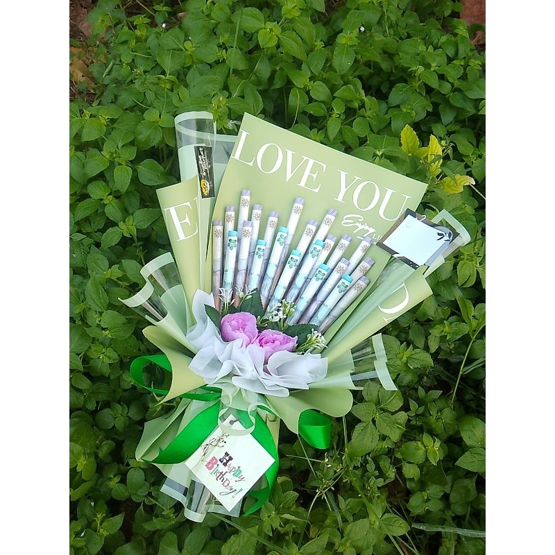 Buket uang ROLL 20 slot (buket kosongan+bunga)