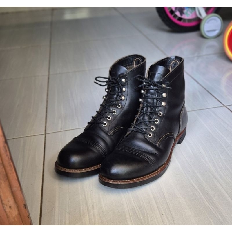 red wing 8114 iron ranger black chrome