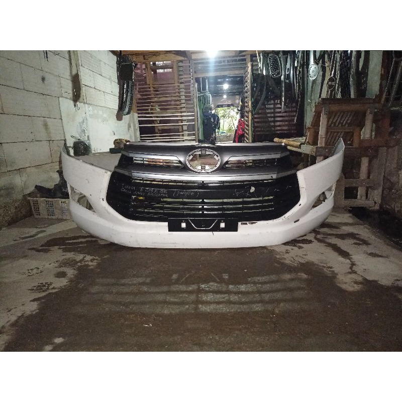 bemper ram grill depan Innova reborn 2017 2018