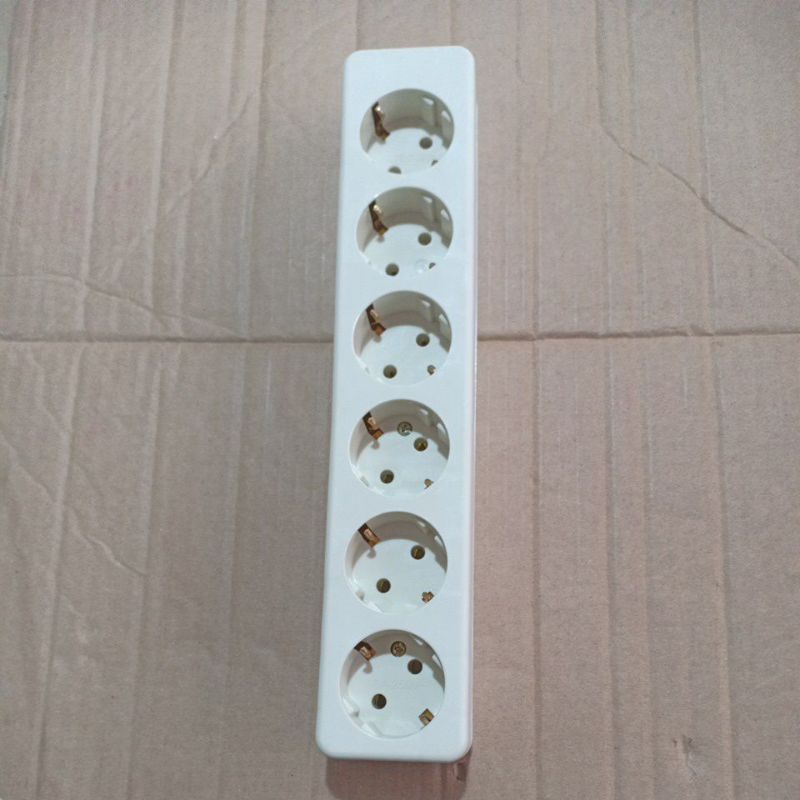 Stop kontak uticon 6 lubang