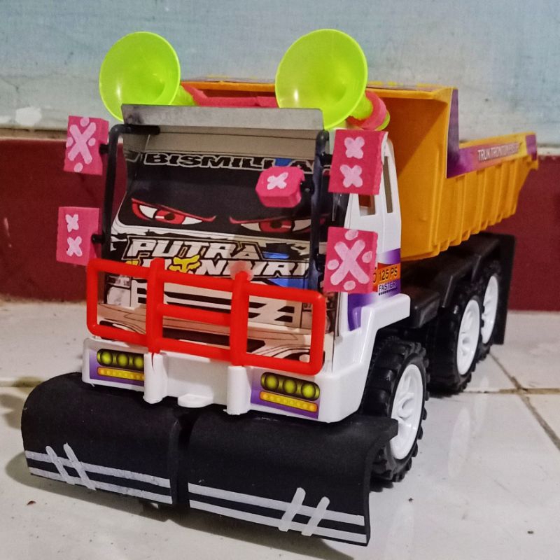 mainan anak-anak dump truk modifikasi keren
