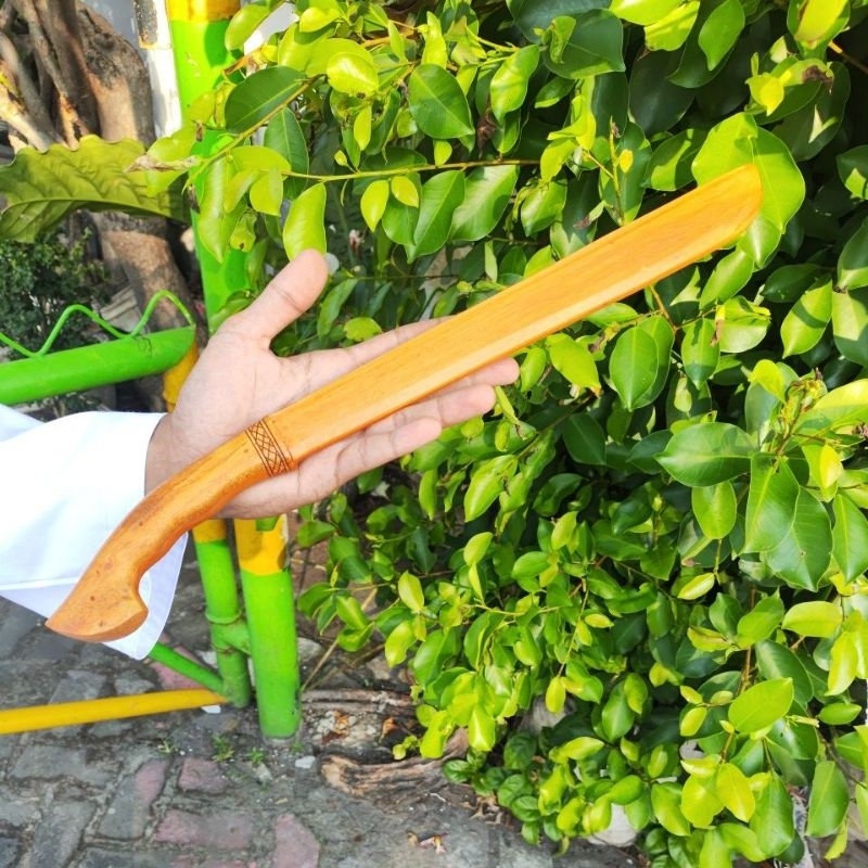 Golok IPSI Silat Kayu latihan silat untuk pemula dan usia dini