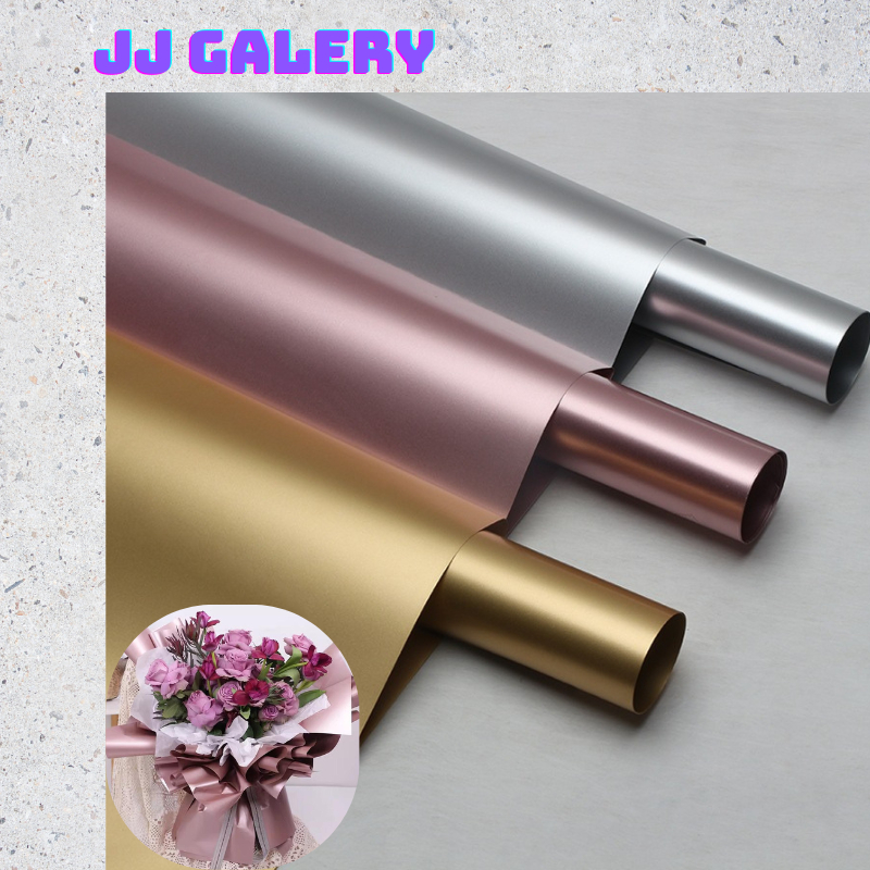 

Isi 20 LEMBAR Kertas Buket Wisuda Anniversary Romantis Bunga Warna Metalik Metal Flower Wrapping Paper Metal Colored Film KB081