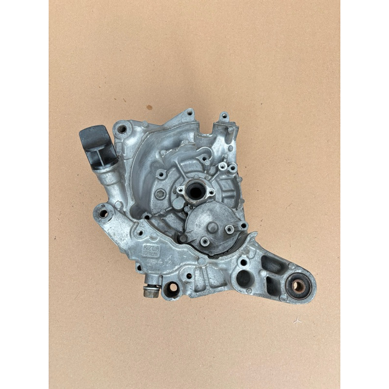 Crankcase Krengkes Karter Kanan Beat Fi Scoopy Fi Spacy Fi Stater Kasar Kzl Original