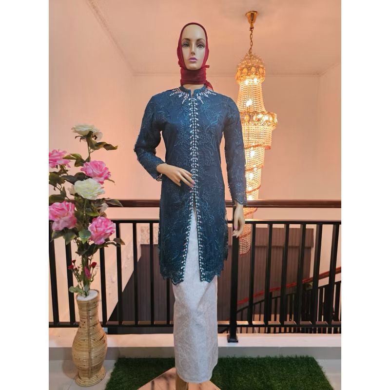 Setelan Kebaya Moderen / Setelan kebaya pesta / Setelan Kebaya Tradisional / Setelan Kebaya / Setela