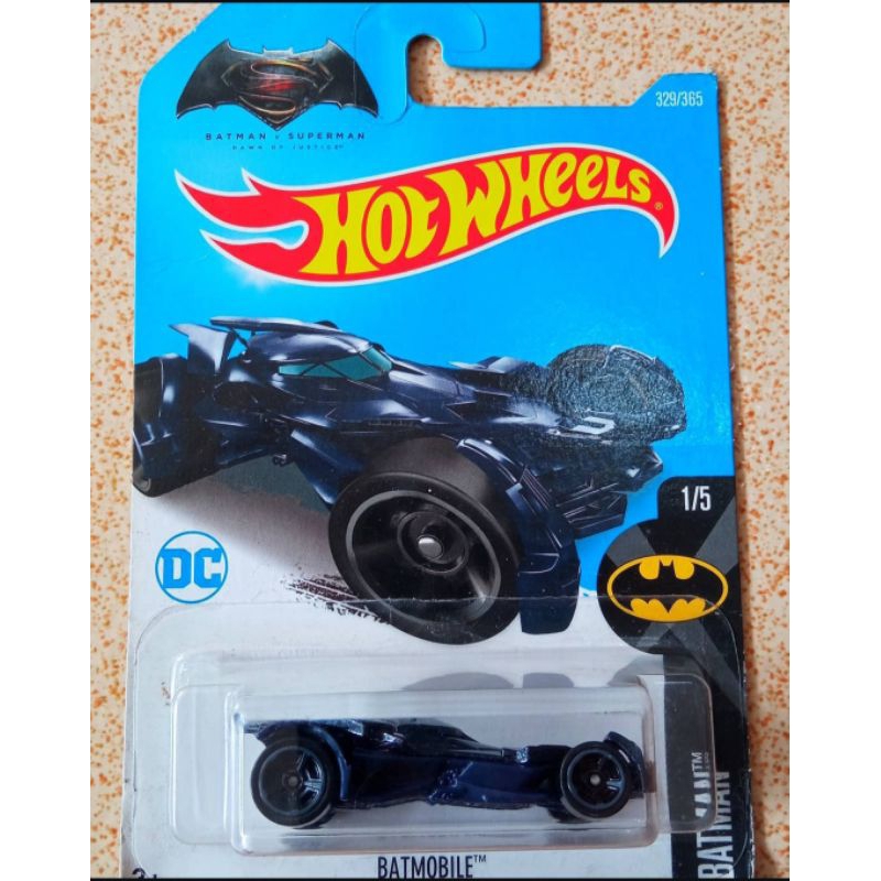 Hot wheels Batmobile