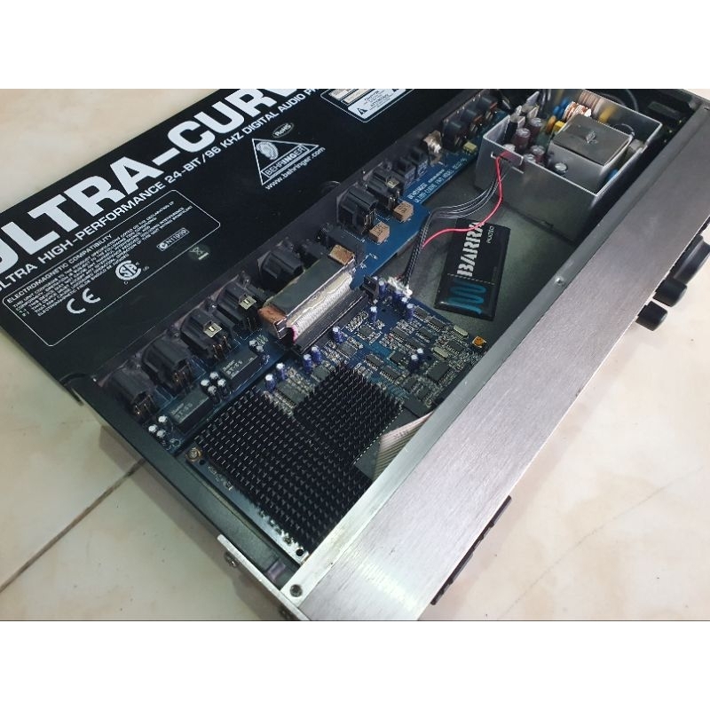 EQ EQUALIZER DIGITAL BEHRINGER ULTRA CURVE PRO DEQ2495 BEKAS 2ND