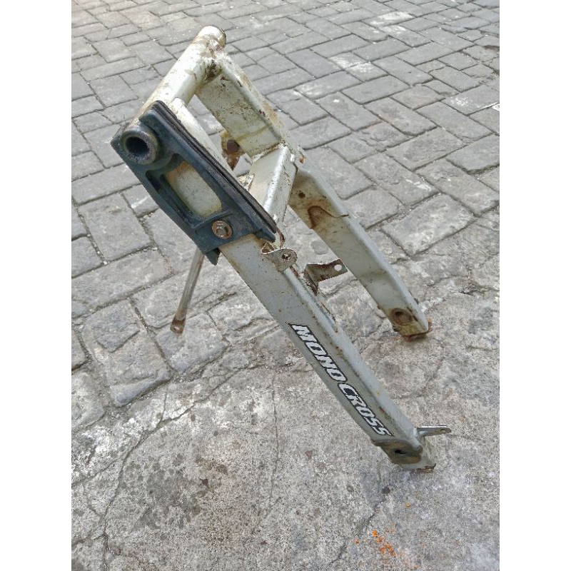 SWING ARM MONOCROSS YAMAHA SCORPIO-Z ORIGINAL COPOTAN