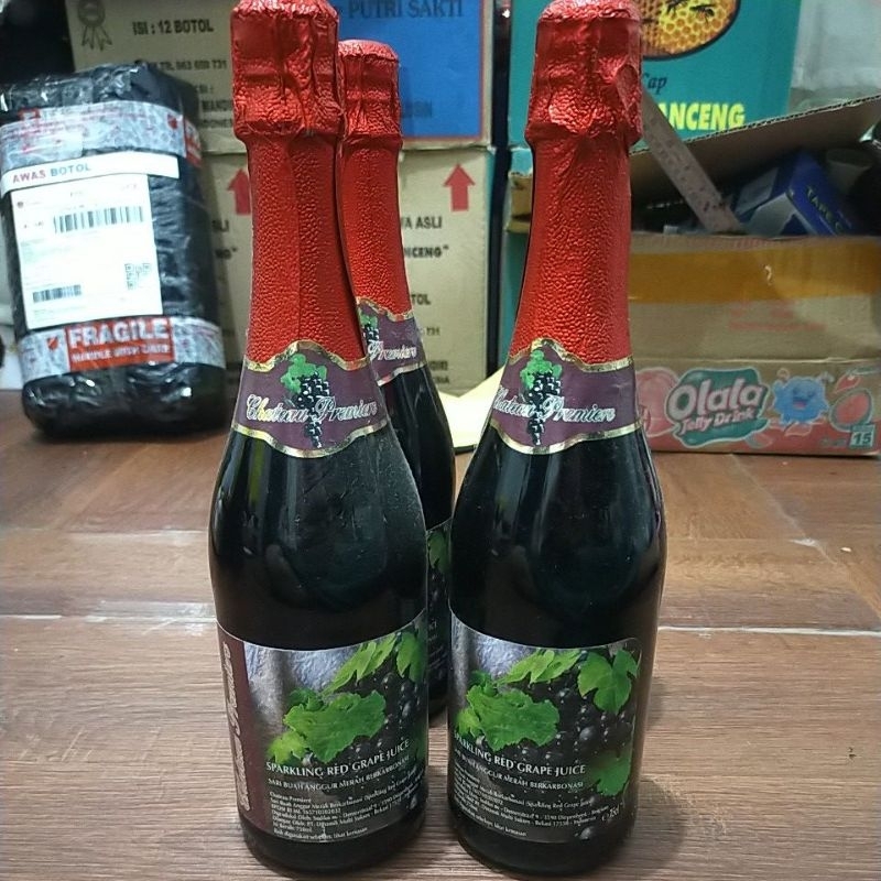 

SPARKLING RED & WHITE GRAPE JUICE - SARI BUAH BERKARBONASI