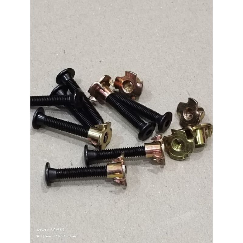 baut cakar buat speaker panjang 4 cm