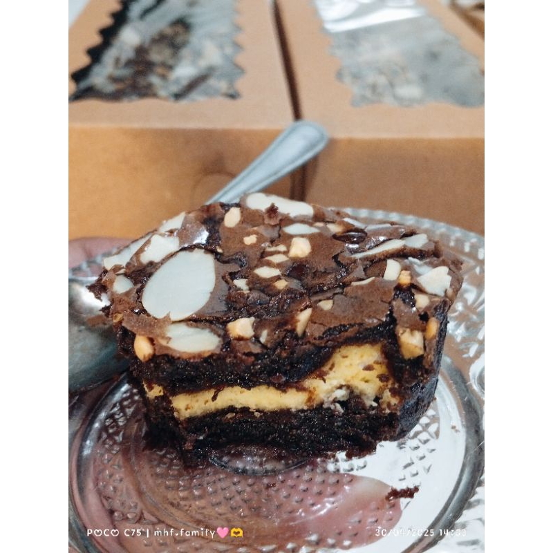 

Insert cheesecake brownies 20x10cm | Fudgy Brownies Panggang