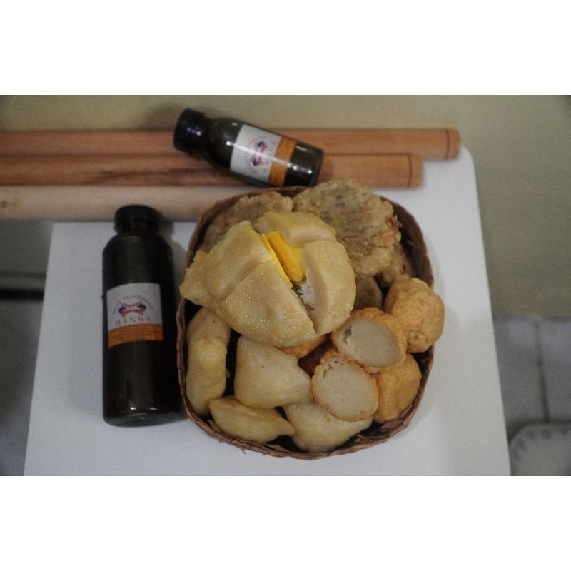 

50pcs isi campur Pempek Palembang Ikan Tenggiri Pempek Frozen Pempek Vacum Pempek Telur Pempek Kulit Pempek Adaan Pempek Lenjer