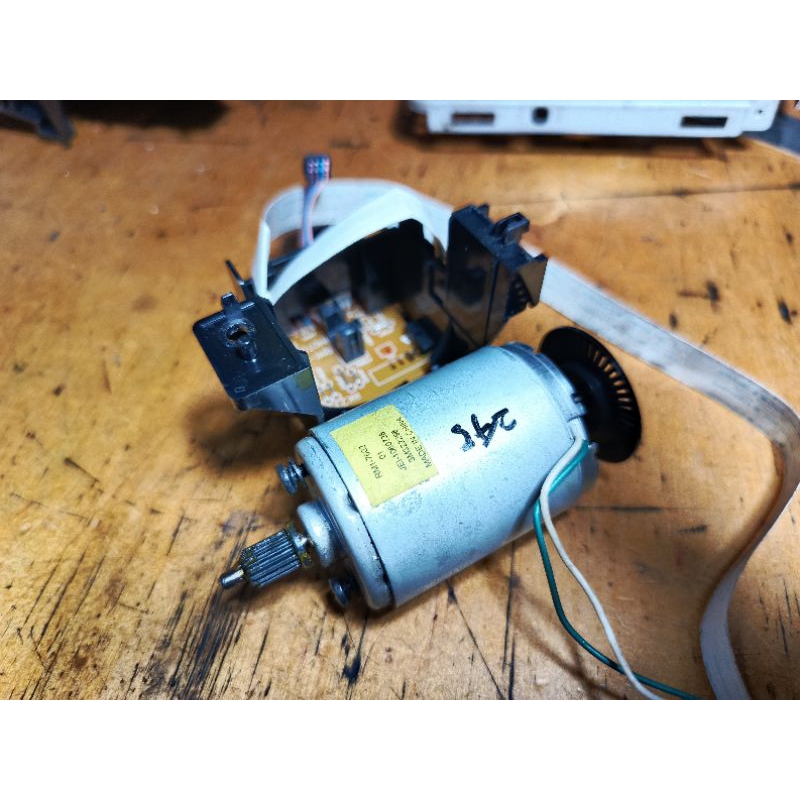 motor / dinamo printer hp laserjet p1102 + sensor