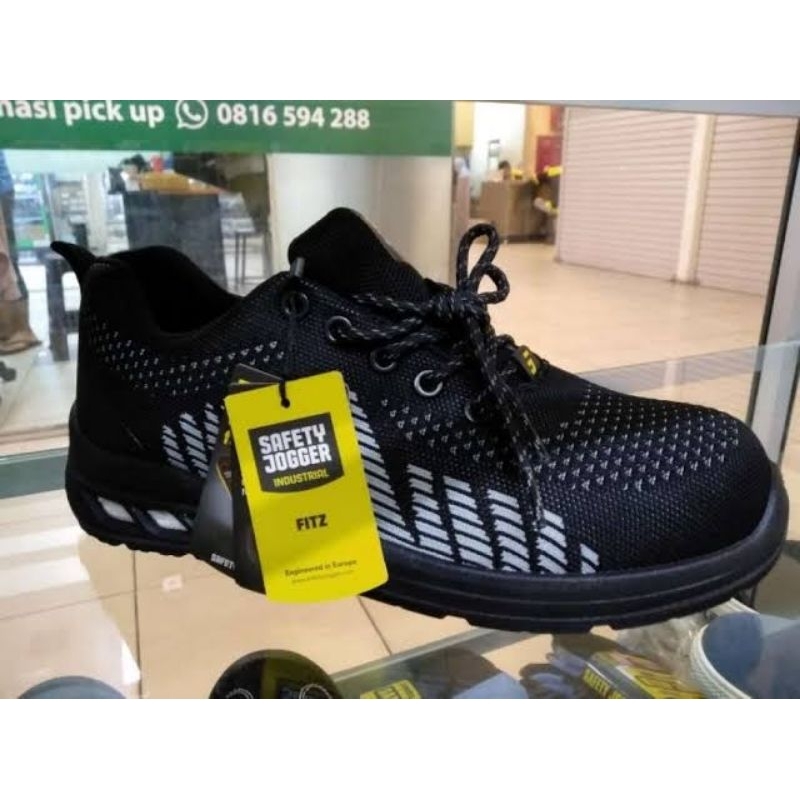 SEPATU SAFETY JOGGER FITZ  BLACK S1P
