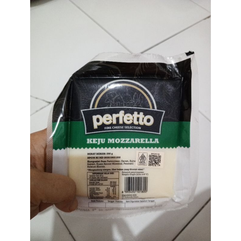 

Keju Mozzarella perfetto 250gr keju lumer