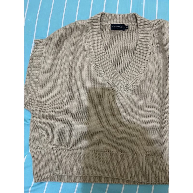 vest executive