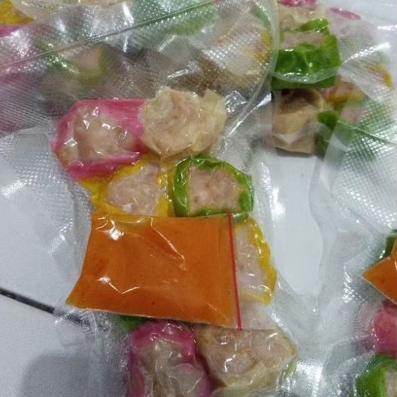 

Dimsum ayam frozen, instant surabaya Homemade mama azza enak dan full ayam