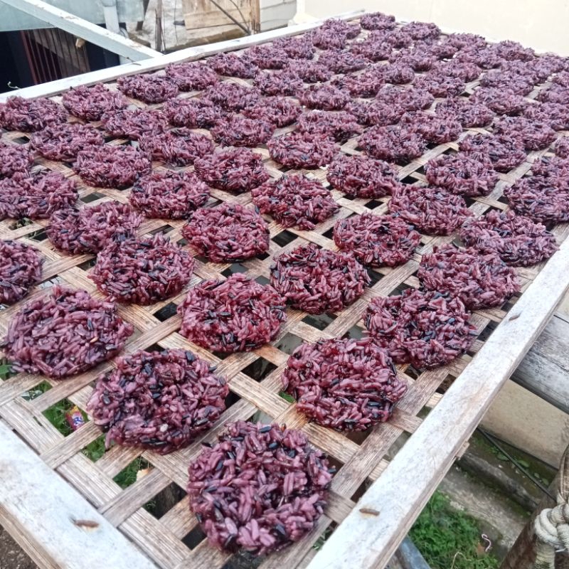 

Rengginang Ketan Hitam