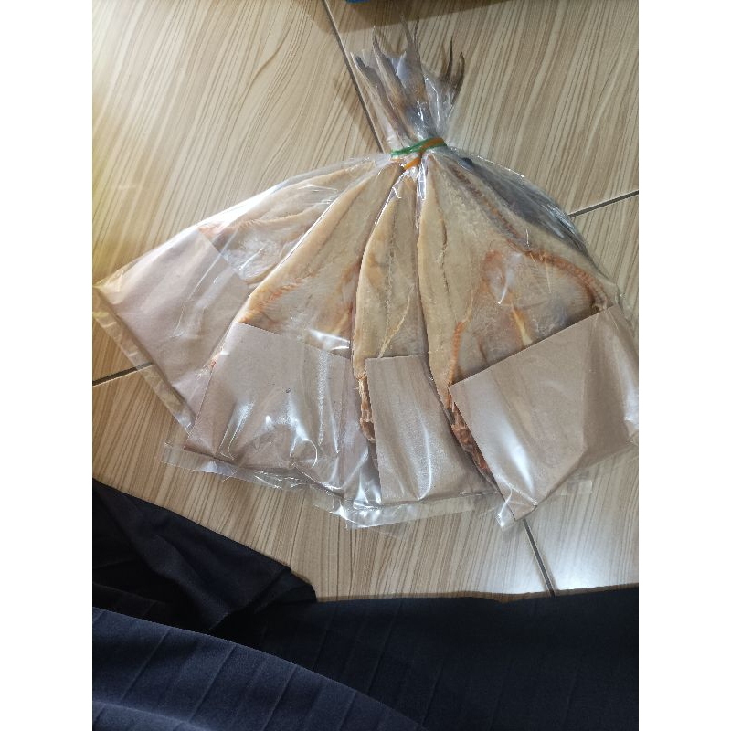 

jambal roti biasa pangandaran 1 kg isi 4