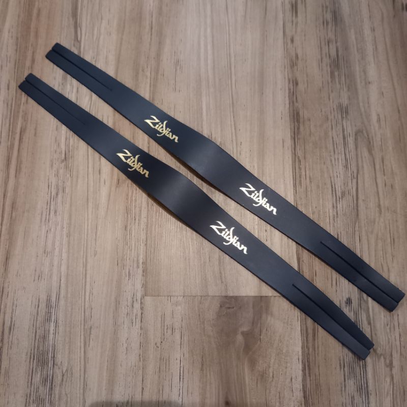 Zildjian P0750 strap cymbal