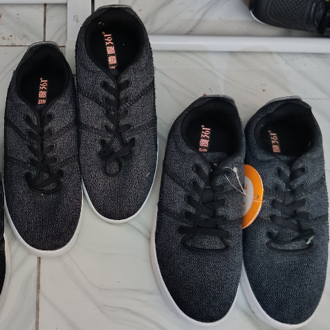 SEPATU 361 DEGREES ABU