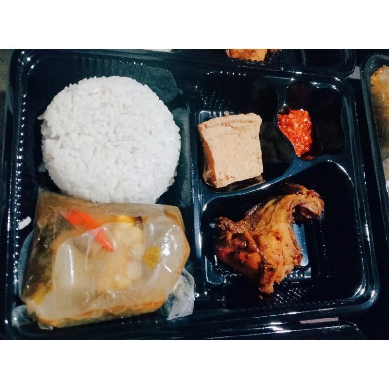 

nasi bento ayam bakar sayur asem termurah
