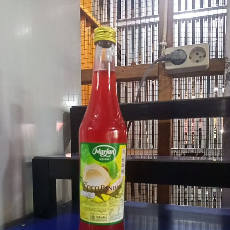 

SIRUP MARJAN/ MINUMAN RASA COCO PANDAN