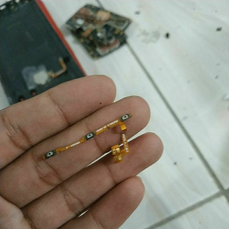 fleksibel on off volume bekas realme c12