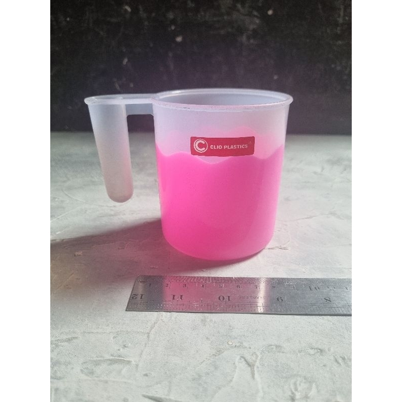 gelas pink plastik
