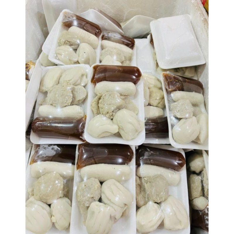 

paket pempek palembang isi 5 hemat enak halal murah bandung