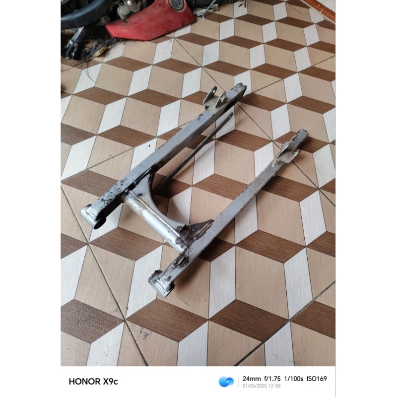 swing arm sasis capit udang lengan ayun yamaha jupiter zx robot pnp jupiter z burhan original ori as