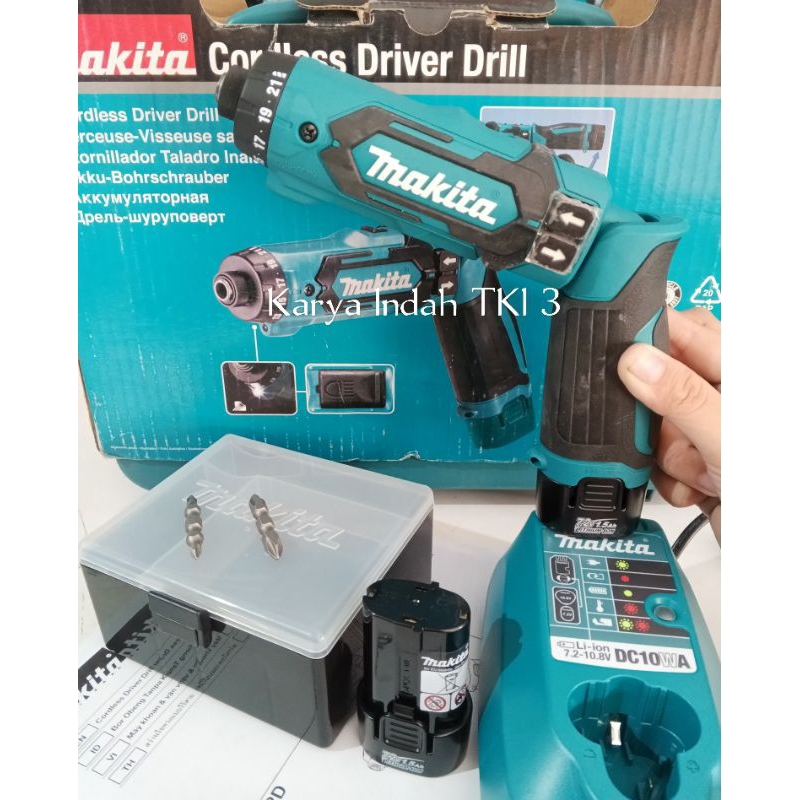 Makita DF010DSE Mesin Bor Obeng 12Volt Baterai (Bisa Lipat) Cordless Driver Drill Makita DF010 DSE