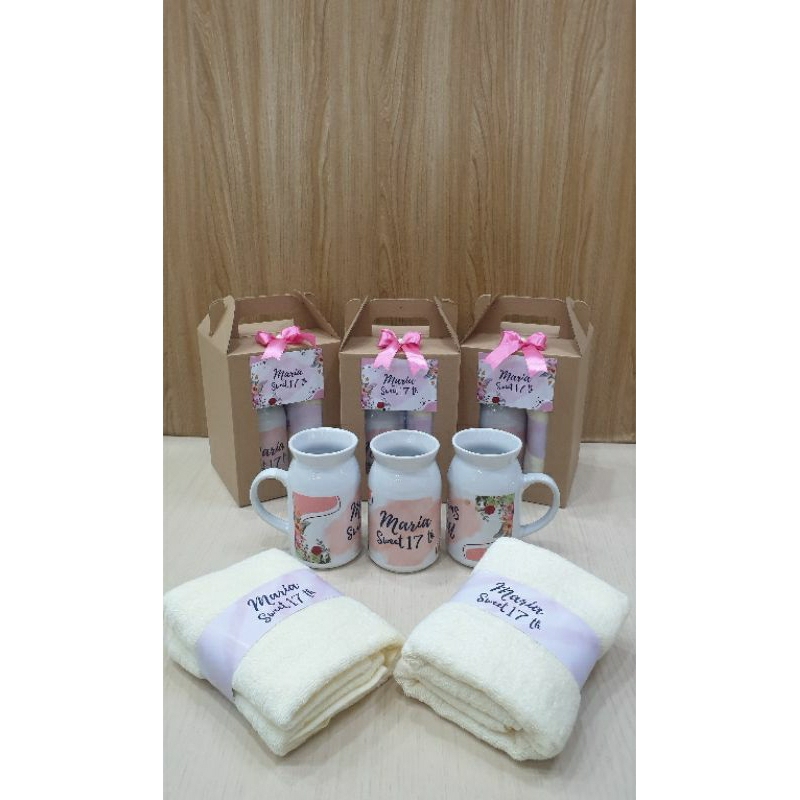 Souvenir sweet seventeen/souvenir ultah anak/goodiebag ulang tahun murah/souvenir handuk mug custom/