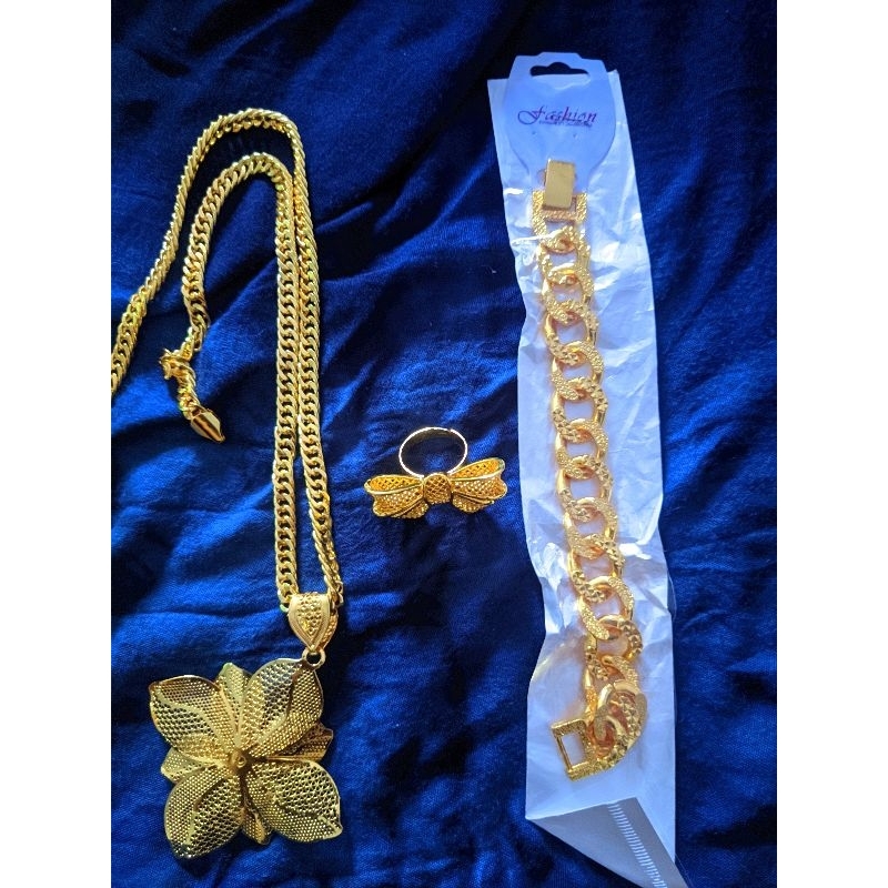 Perhiasan Titanium premium satu set