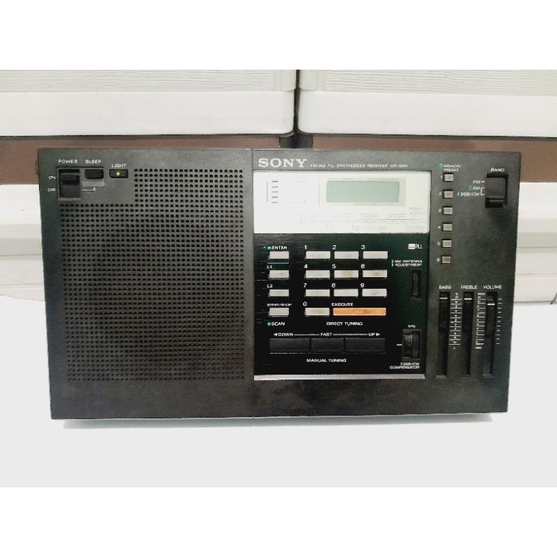 Radio sony icf 2001 (baca deskripsi)